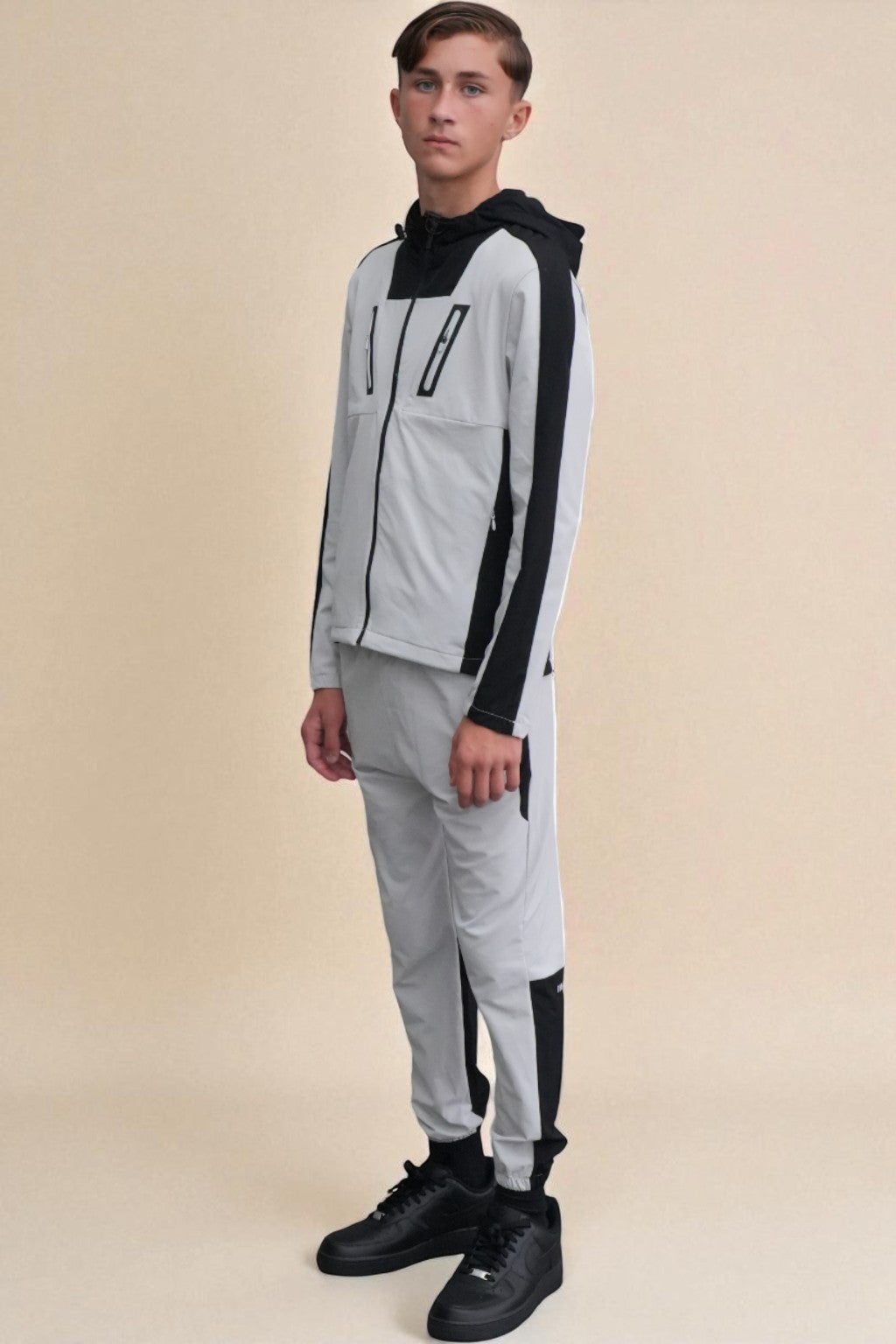 Leo Urban Tracksuit in Grey and Black