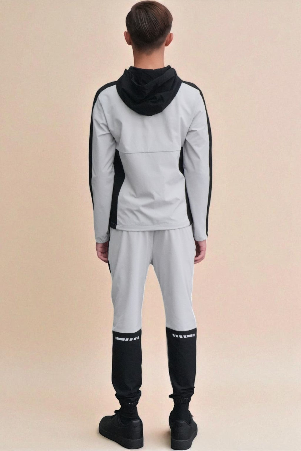 Leo Urban Tracksuit in Grey and Black