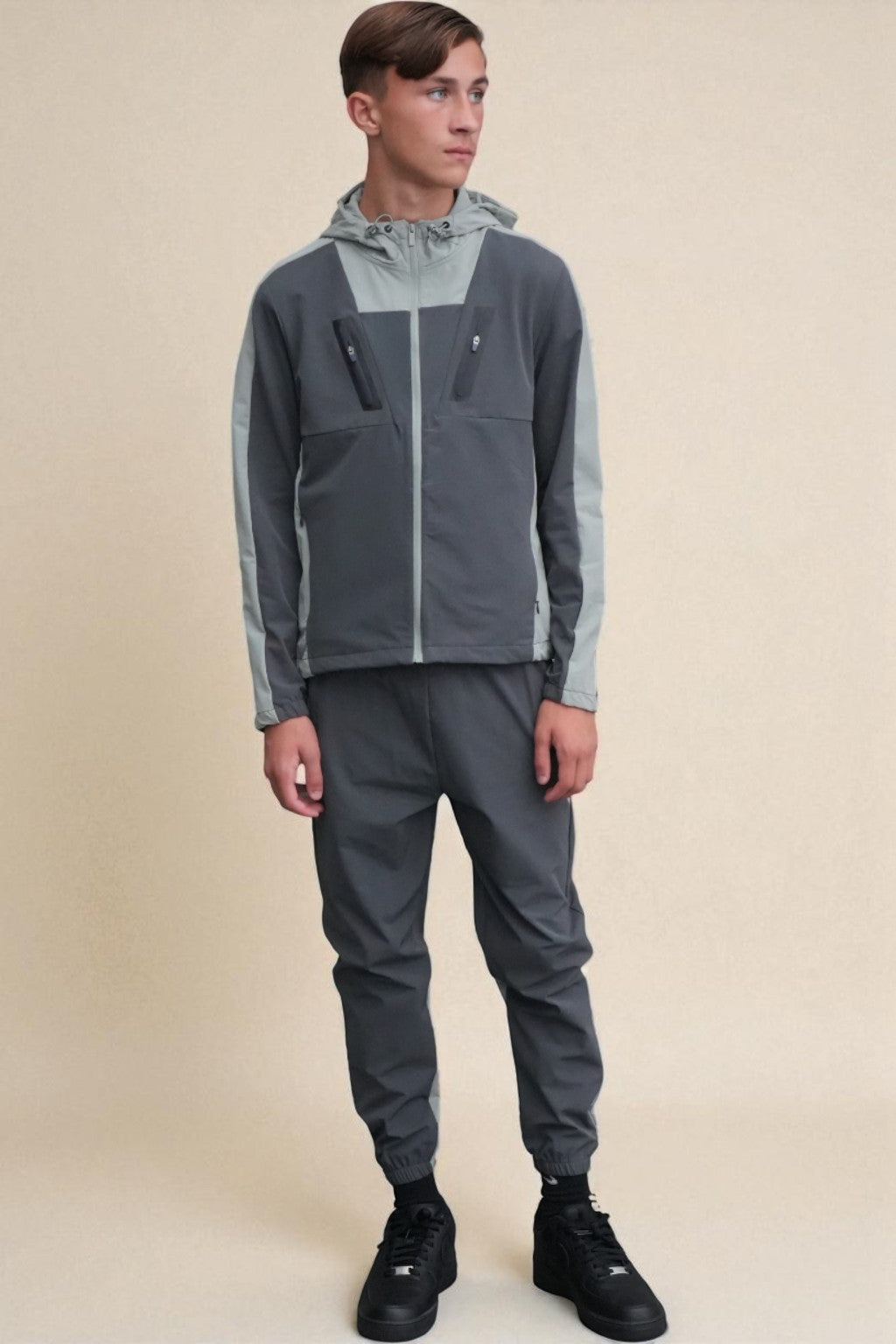Leo Urban Tracksuit in Light Green and Dark Grey